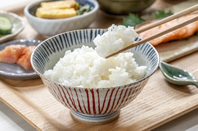 喉のつまりと食欲不振