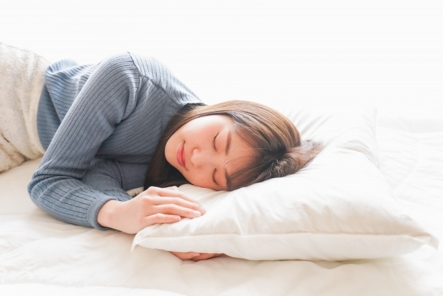 リラックスして眠りに入る施術後のイメージ