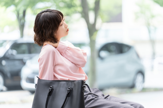疲労や睡眠不足が続き体調を崩している様子