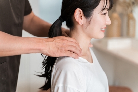 肩こりの場所と経絡(けいらく)