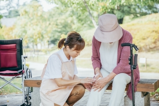 歩く時の膝の痛み