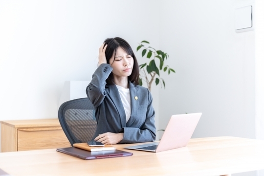 耳鳴りは「気にしないようにする」という気の持ちようだけで乗り切れるものではありません。