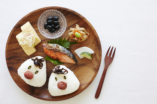 目のピクピクと鍼灸