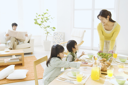 手首が痛くて包丁が持てません