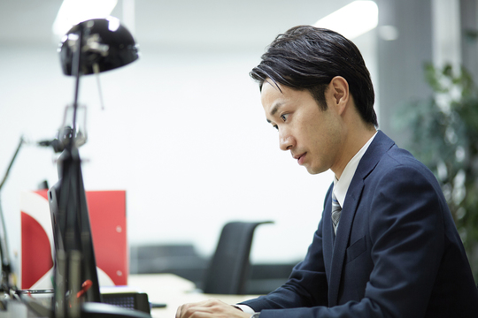 目の疲れと不眠