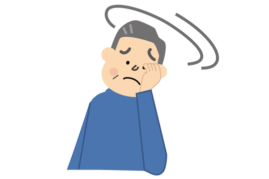 時々耳の音がしたり、立ち上がる時にめまいがします。